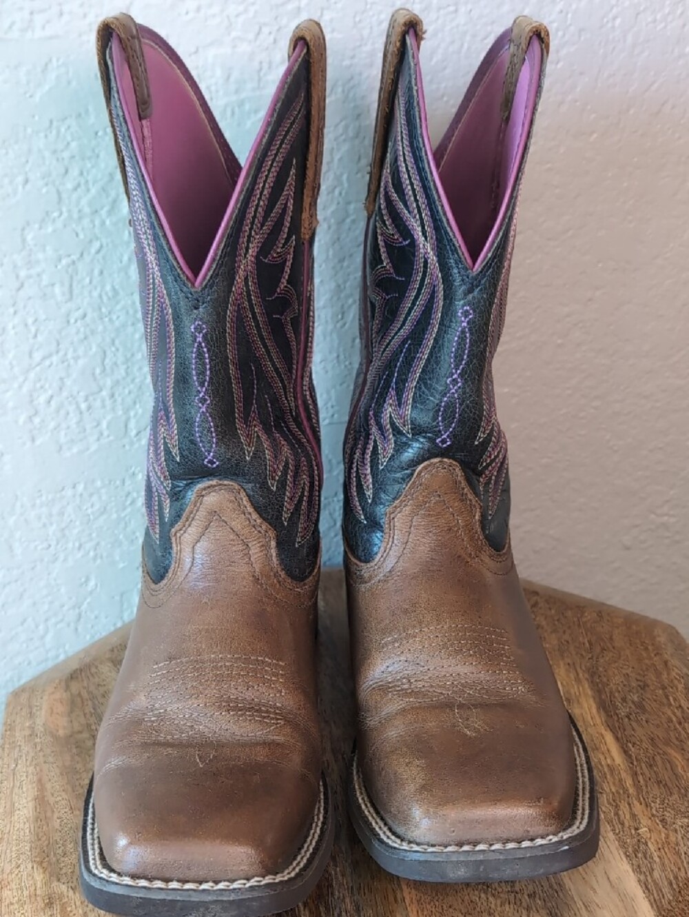 Ariat Brown Leather Western Cowgirl Boots Navy with Pink Accent - Picture 7 of 14